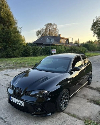 Seat Ibiza cena 32500 przebieg: 298000, rok produkcji 2004 z Radom małe 56